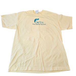 Grits “Girls Raised In The South” graphic t shirt in size XL embroidered yellow